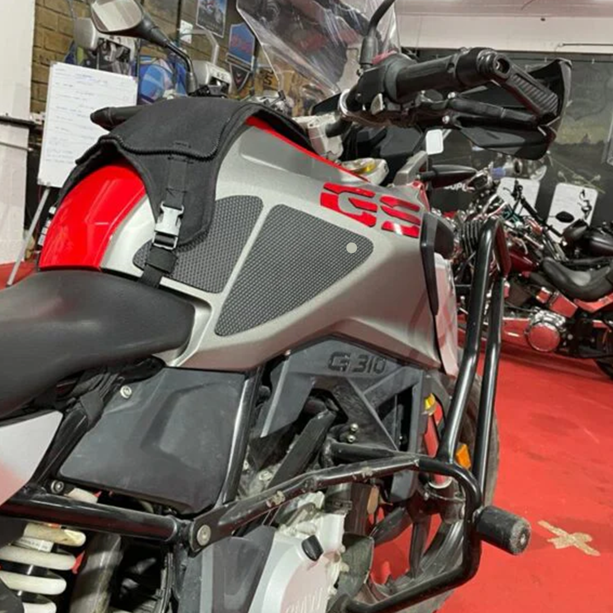 Traction Pads – BMW G 310 GS  ₹799.00 – ₹1,849.00