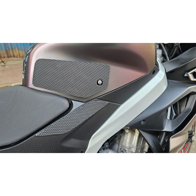 Traction Pads – APRILIA RS 457 (2025)  ₹549.00 – ₹1,849.00