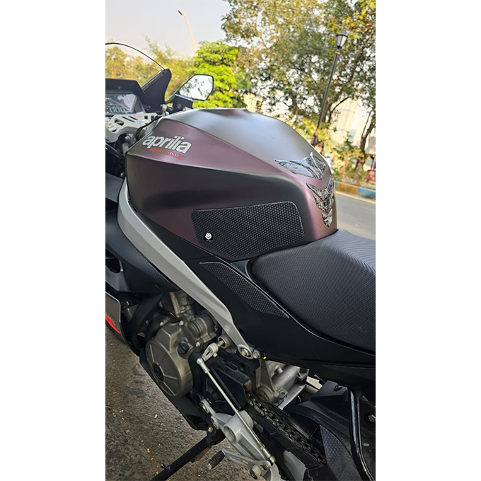Traction Pads – APRILIA RS 457 (2025)  ₹549.00 – ₹1,849.00