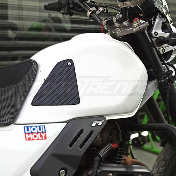 Traction Pads – Hero Xpulse 200/200T ₹549.00 – ₹1,649.00
