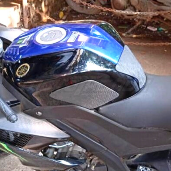 Traction Pads – YAMAHA YZF R15 v3 ₹549.00 – ₹1,649.00