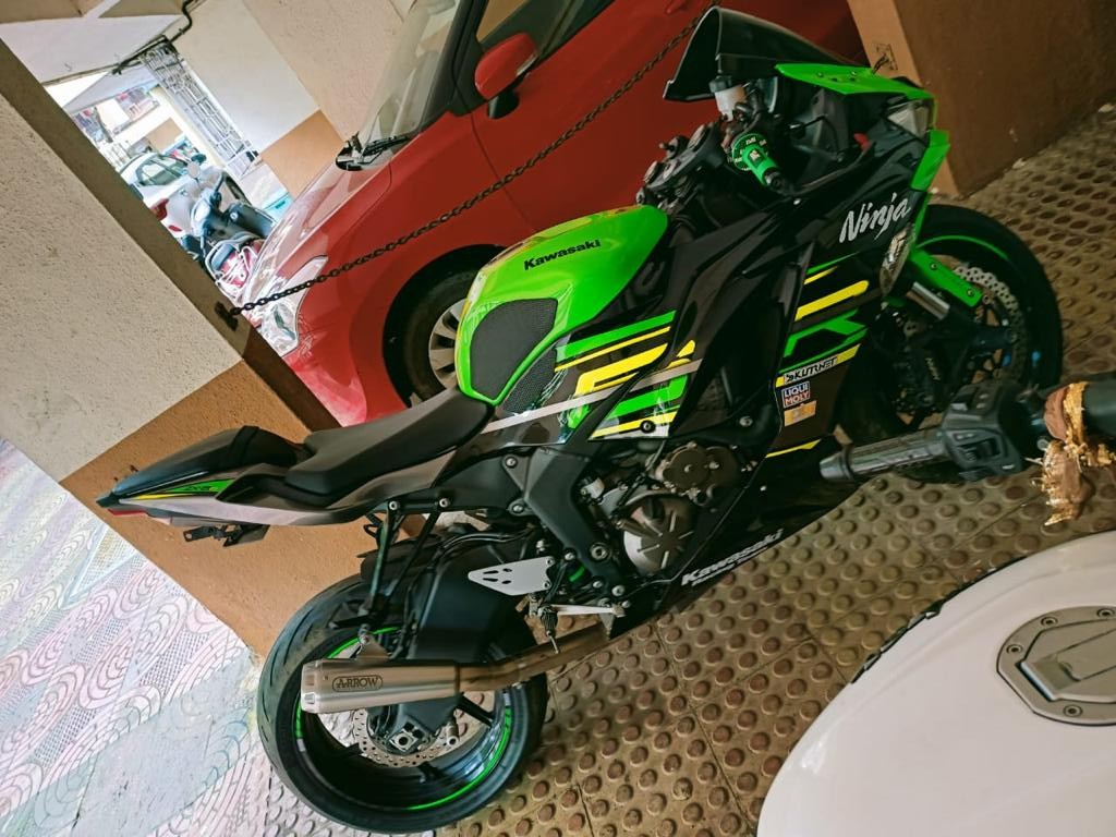 Traction Pads – Kawasaki Ninja ZX6r (2012-2024+)  ₹1,349.00 – ₹1,649.00