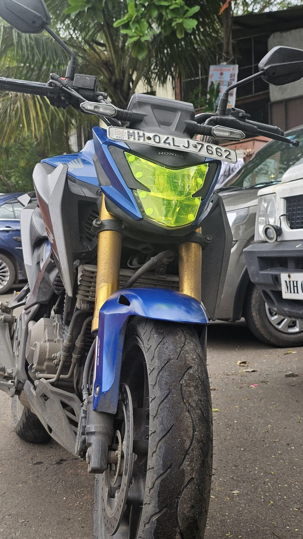 Headlight Screen Protector – HONDA CB 300 F