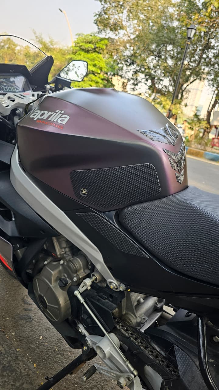 Traction Pads – APRILIA RS 457 (2025)  ₹549.00 – ₹1,849.00